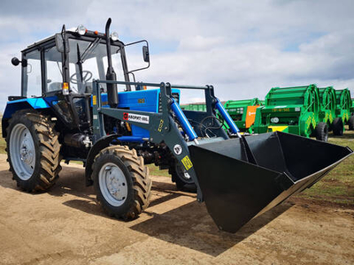 Погрузчик универсальный на МТЗ (ПКУ-1) Фаворит-1000 (Палехагромаш)