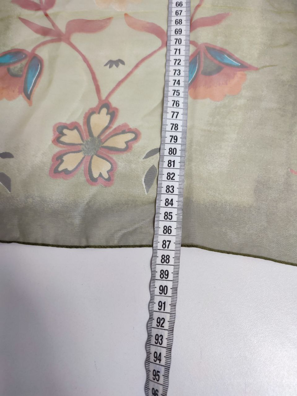 Платок тонкий