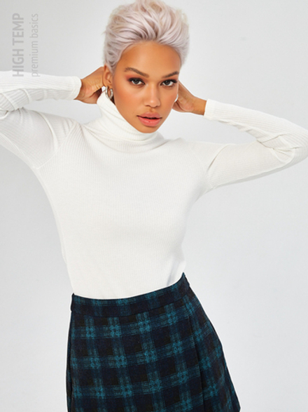 Облегающая водолазка лапша