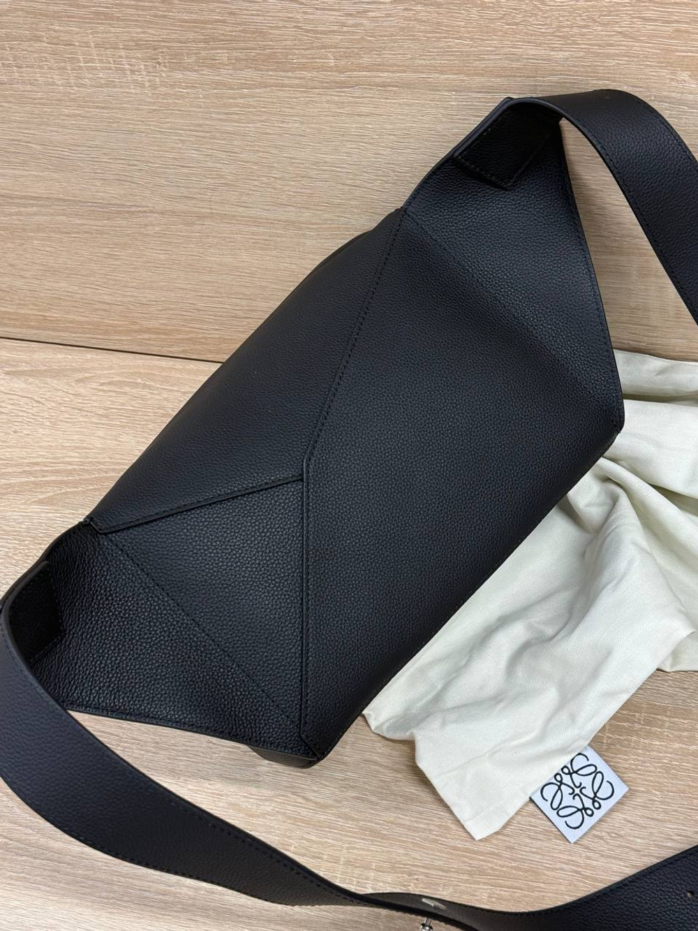 Поясная сумка Loewe