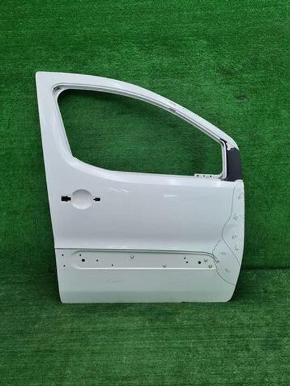 Дверь передняя правая Peugeot Partner 2 (08-18)