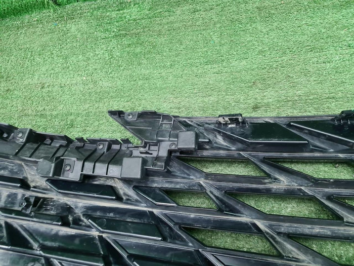 Решетка радиатора Geely Atlas 2 (2023-н.в.)