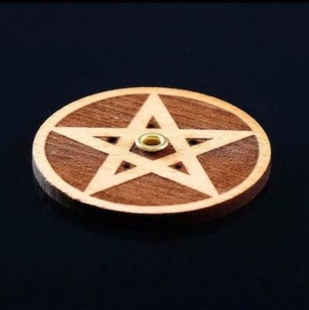 Святилище для фимиама «Защита от злых духов»  Символ: Белая пентаграмма.