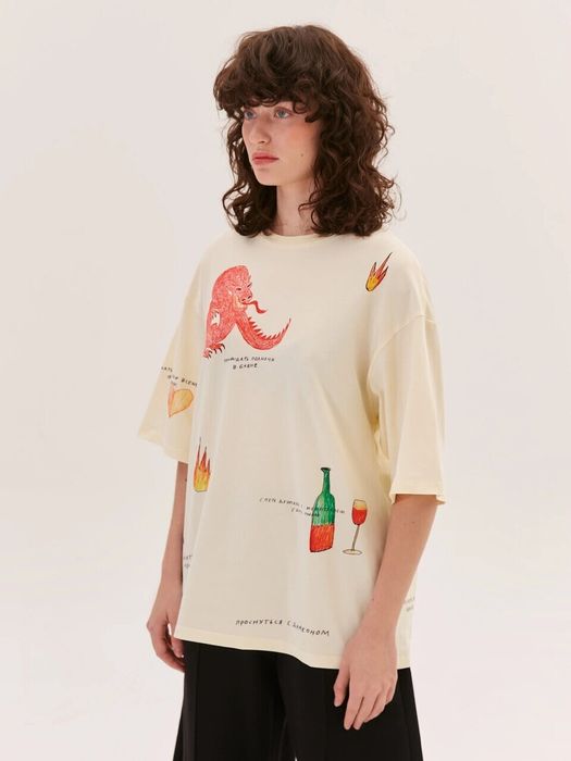 Футболка Шальная принцесса молочного цвета