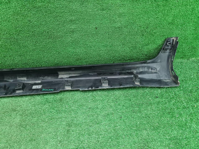 Накладка порога правая Volvo S90 (2016-н.в.)