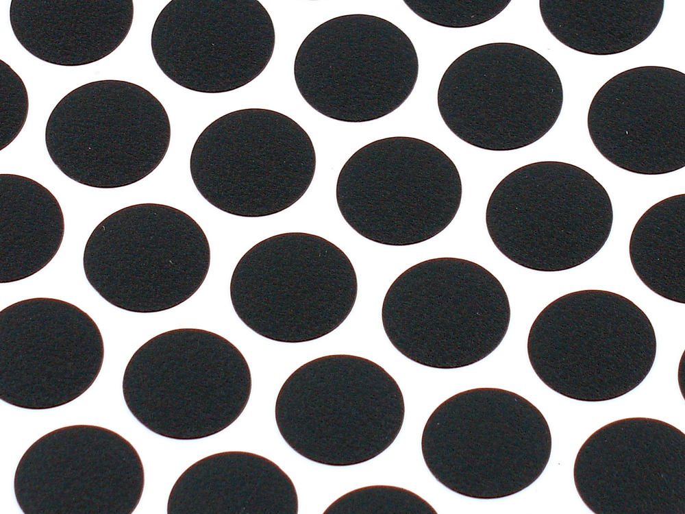 U999 ST2 Заглушка XSTAR EG d14 черный (50/2500шт)