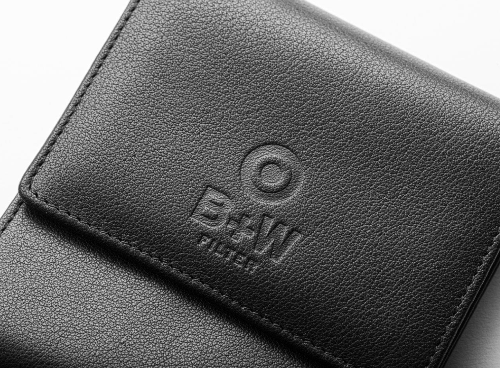 B+W Pouch for 3 filters up to 77mm. Чехол для 3х светофильтров Ø до 77мм