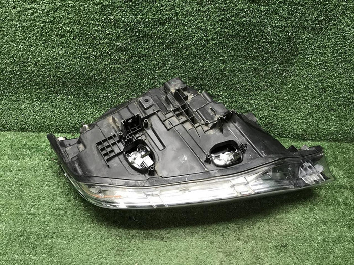 Фара левая BMW 3er F30 (2015-2020) LED