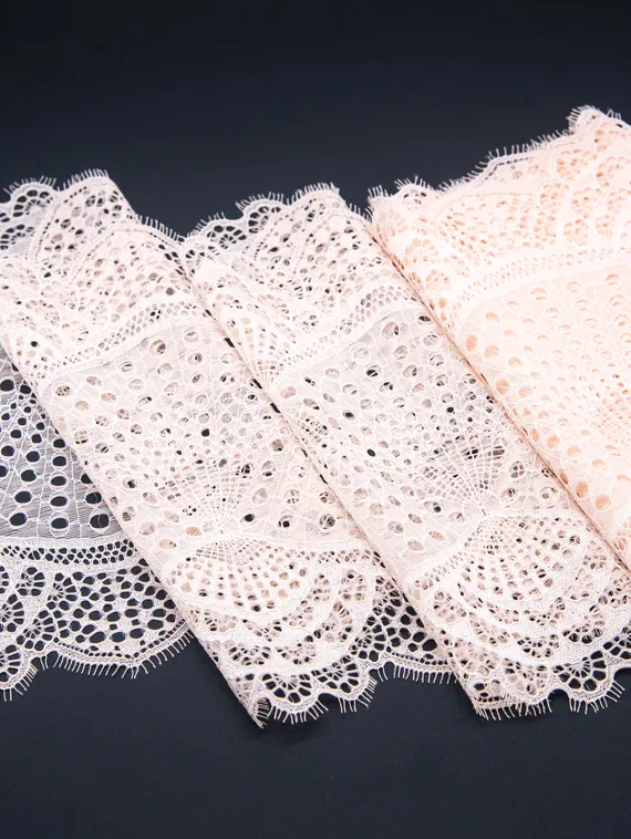 03-167 Кружево эластичное 22 см, розовый айвори