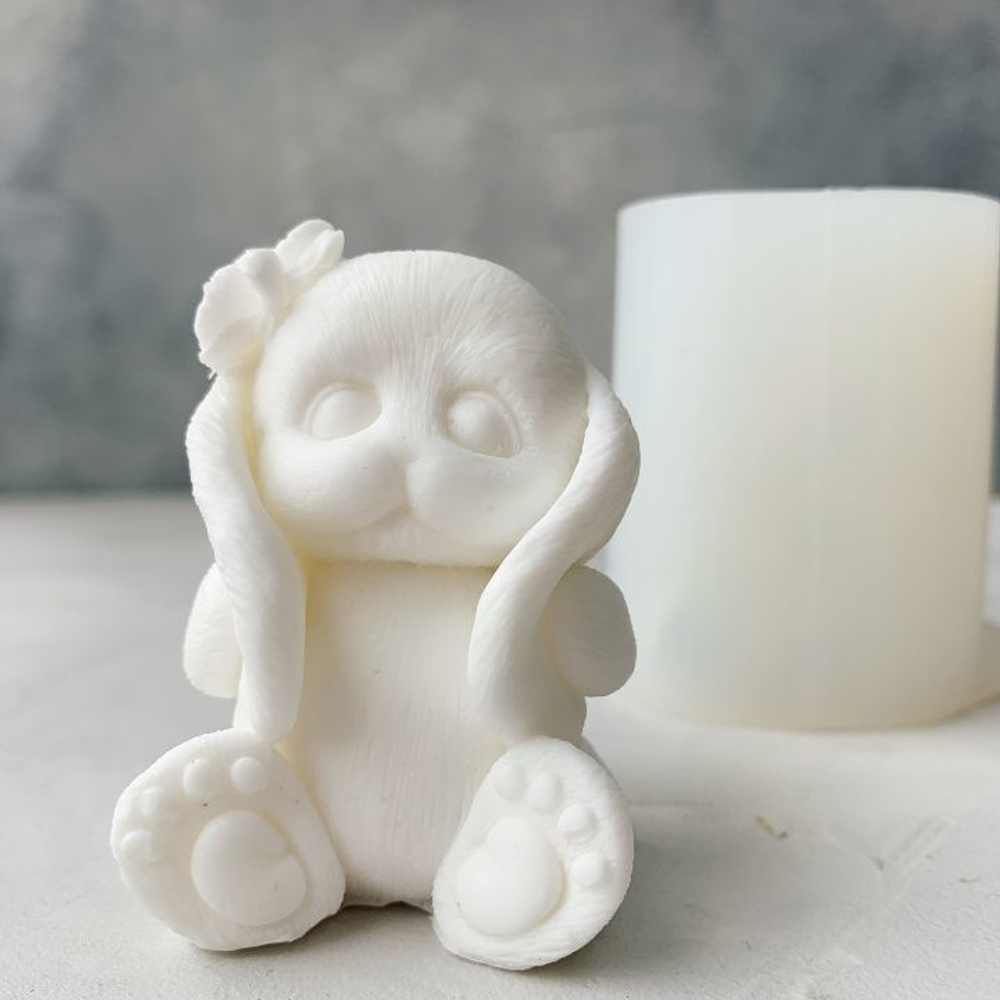 Молд 3D Зайчик с цветочком, 7,5 см