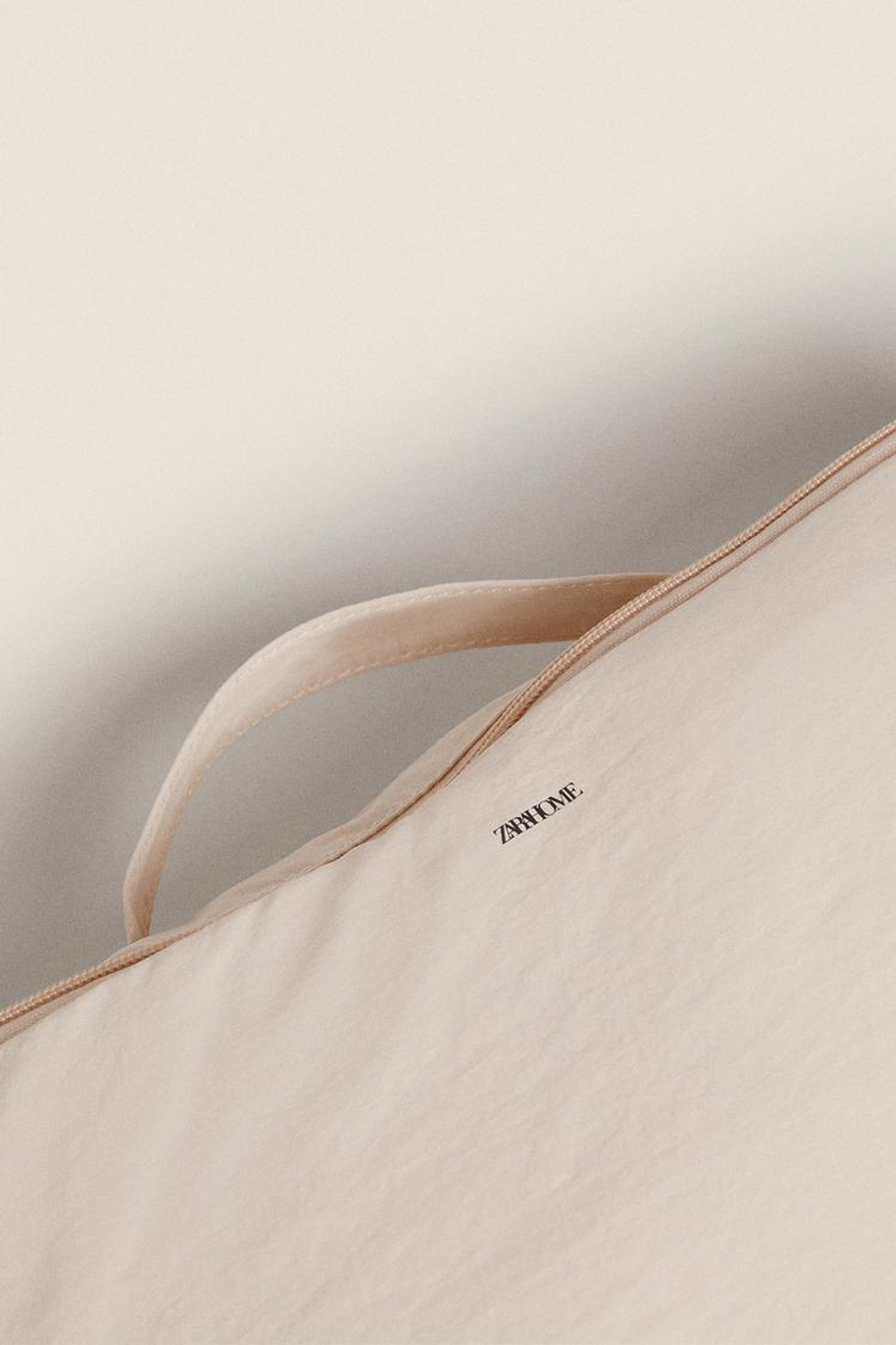 ZARA HOME НАБОР СУМОК ДЛЯ ПУТЕШЕСТВИЯ (НАБОР ИЗ 6 ШТ.), ЭКРЮ