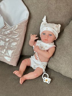 Кукла Marina and Pau 38cм Nana виниловая (M480K)