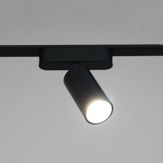 13005-9.3-001UR magnetic LED12W BK CCT+SMART