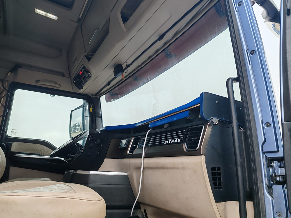 SITRAK C7H 6x4 Седельный тягач ZZ4256V364HE (Дизельный, 12,4 л, 480 л.с., АТ)