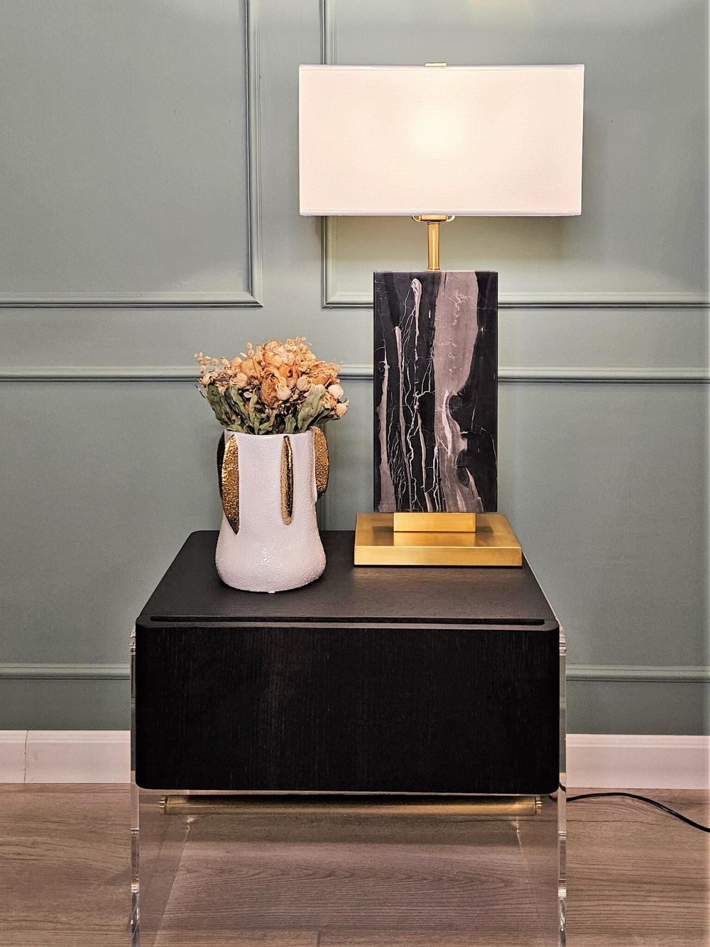 Ваза Golden fish scale vase B