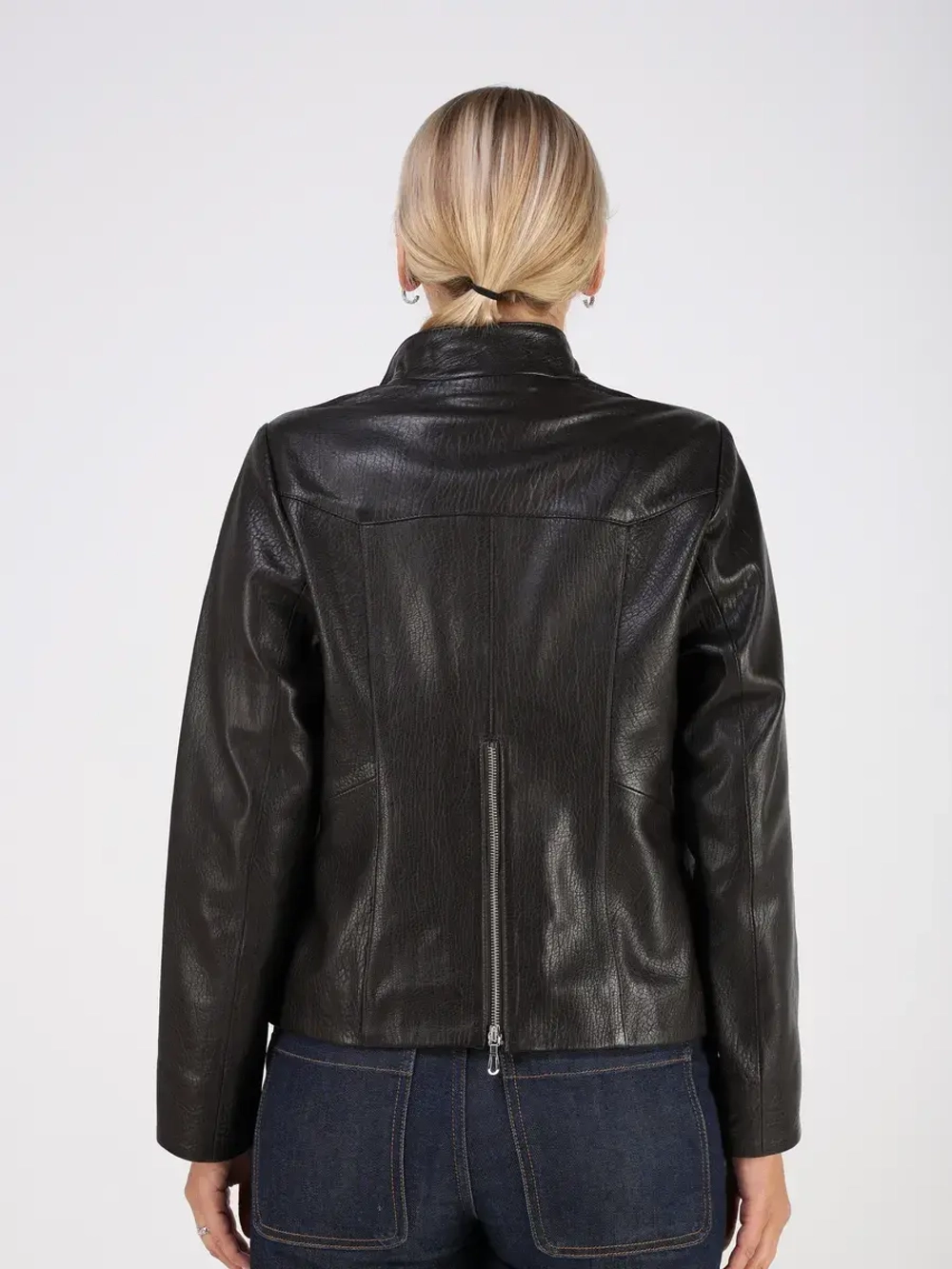 Кожаная куртка демисезонная косуха