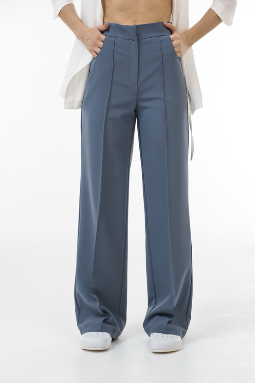 Брюки со стрелками