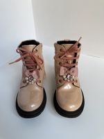 Лаковые ботинки, 25