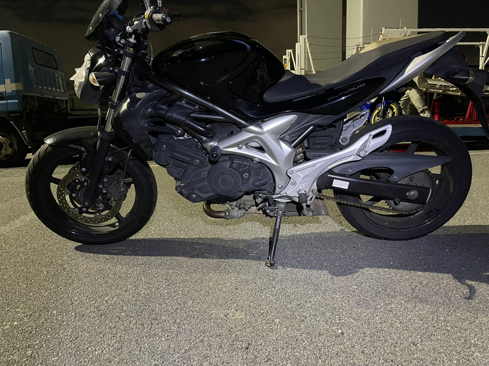 Suzuki Gladius SFV400 ABS , 2014