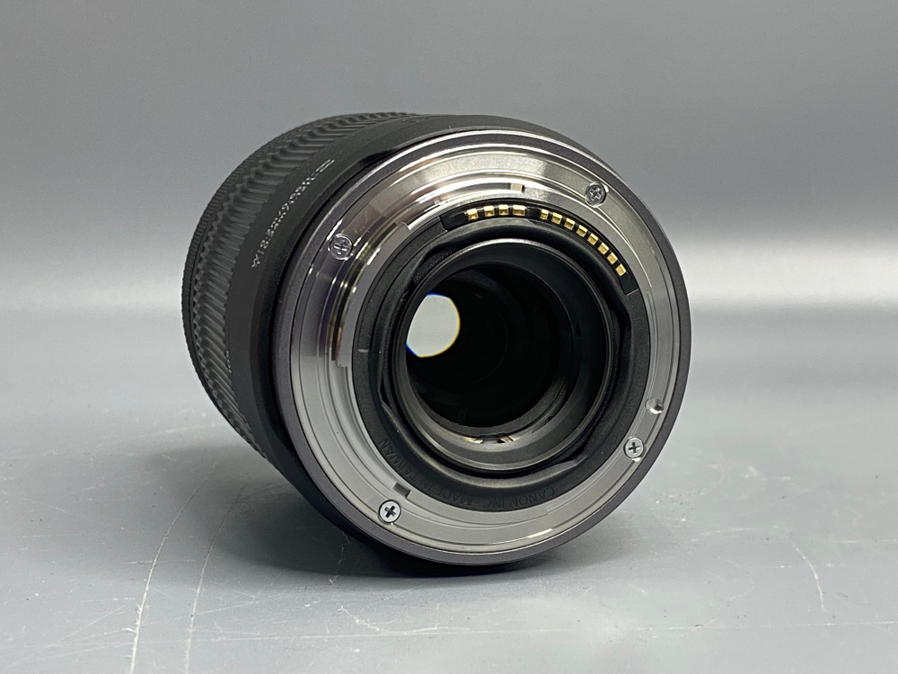 Canon RF 24-105mm 4-7.1 IS STM