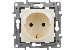 Розетка Legrand Etika с заземлением слоновая кость 25693