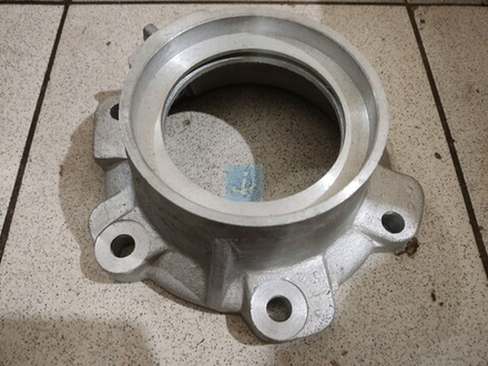 Крышка выходного вала (под электр. датчик) 202-1721205-41