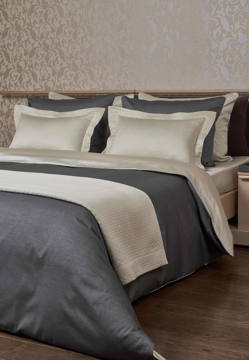 Постельное белье cемейное Сlaire Batiste Lot Bеcolour Smeraldo графит-жемчуг