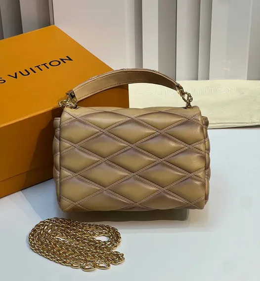 Сумка женская Louis Vuitton GO-14 MM бежевый