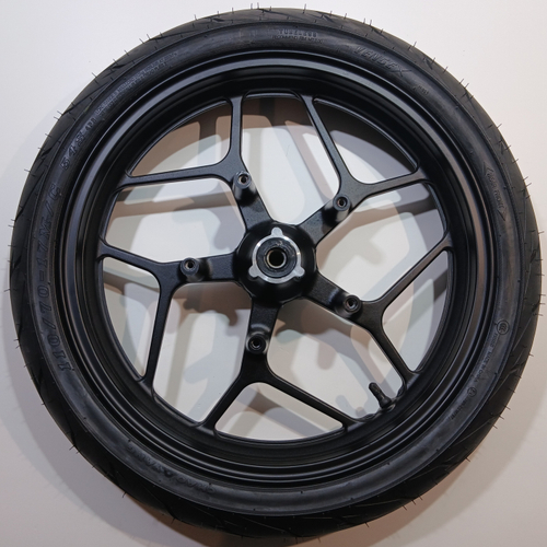 Колесо переднее в сборе 110/70-17 под ось Ф15мм мотоцикл Motoland 300 DF BIG BORE