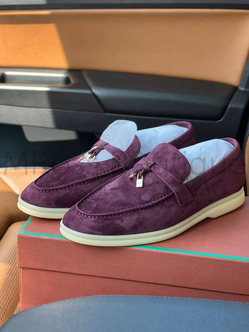 Женские лоферы Loro Piana замшевые в бордовом цвете