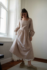 Платье Скарлетт из фланели для беременных и кормящих мам, Кремовый с розовыми цветами