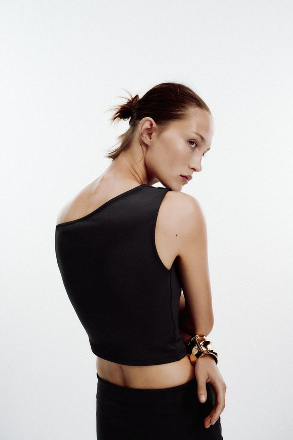 ZARA ТОП АСИММЕТРИЧНОГО КРОЯ С ТЕКСТУРОЙ, ЧЕРНЫЙ