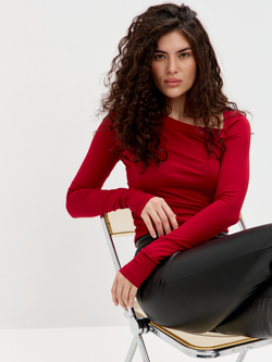 Брусничный лонгслив Jane с асимметричным вырезом