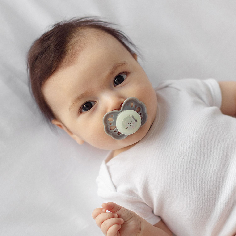 Соска-пустышка, свет., скош. сосок, от 0 мес, с колп., сил. арт.7287