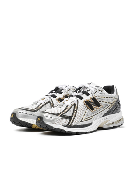 Кроссовки M_w1906rv1