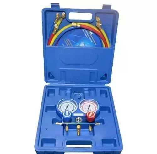 Манометрический коллектор VALUE VMG-2-R410A-02 (R410,407,134,22) 2-х вентильный, в пластиковом кейсе, 3 шланга 120 см, 2 адаптера R410 x R 22, манометры 80 мм