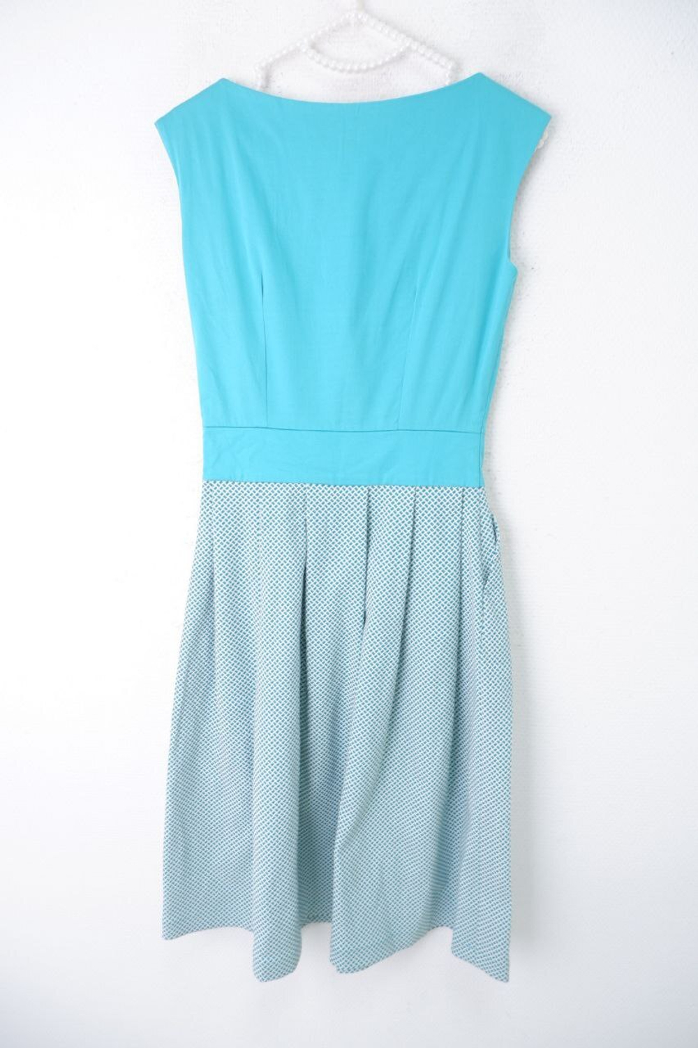 Платье Sarafan красивое 42 размер, новое