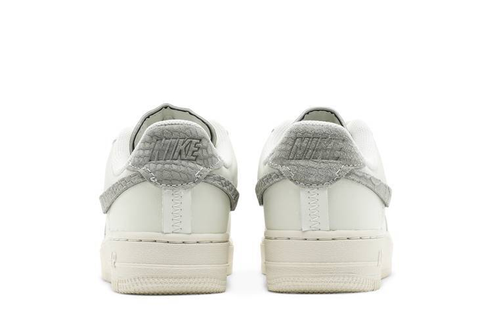 Кроссовки Nike Air Force 1 Low Lxx "Sea Glass" (Женская размерная сетка)