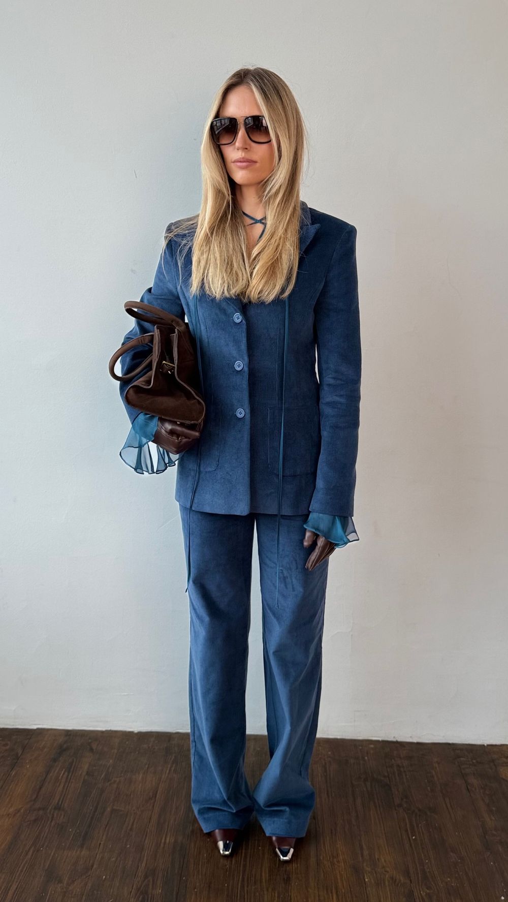 Брюки вельветовые голубые