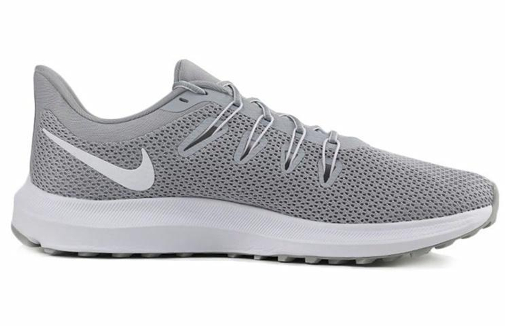 Кроссовки Nike Quest 2