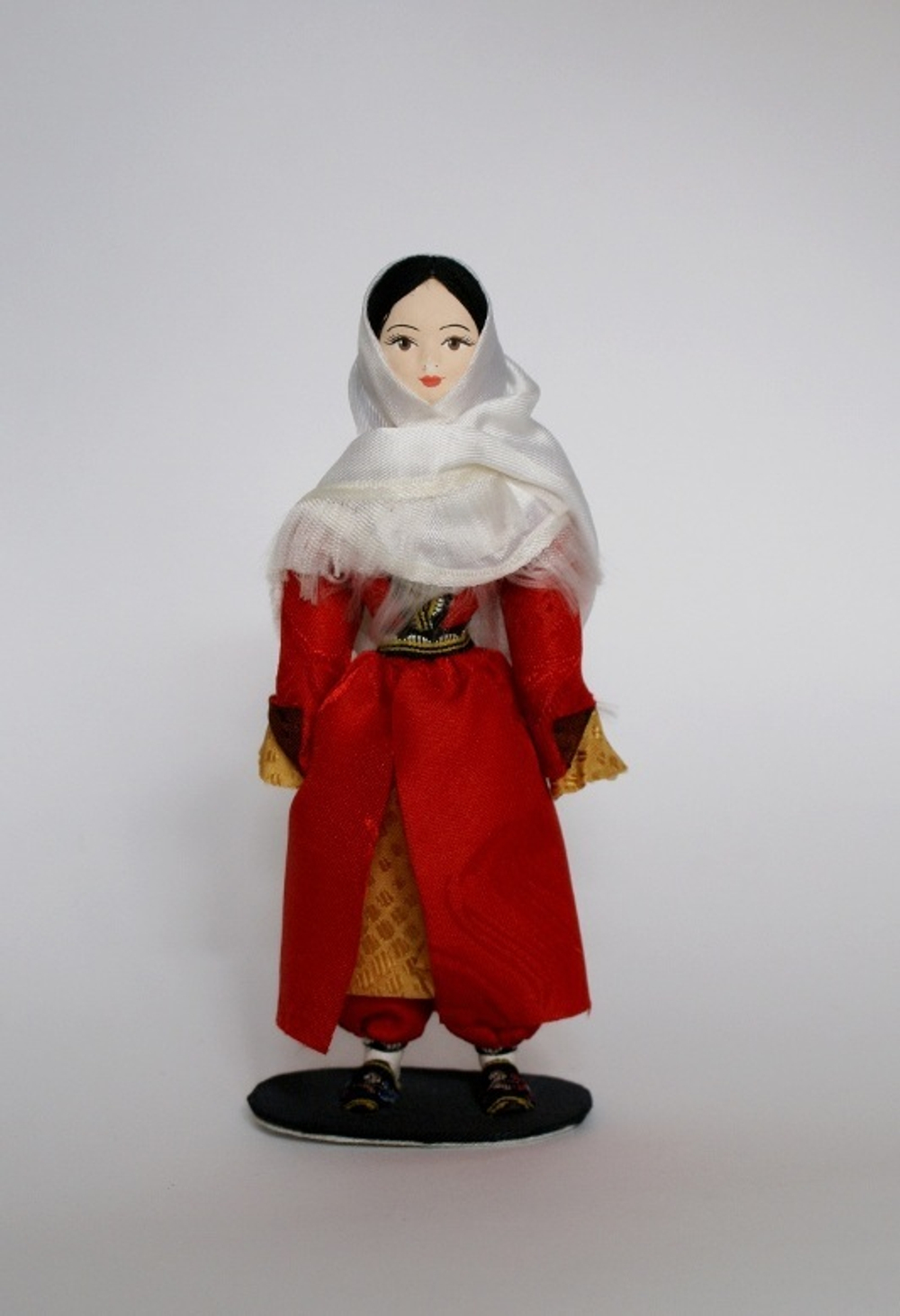 Кукла коллекционная девочка Ингушка