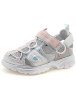 Сандалии для девочки легкие.