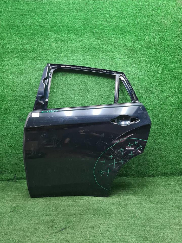 Дверь задняя левая BMW X6 F16 F86 (2014-2020)