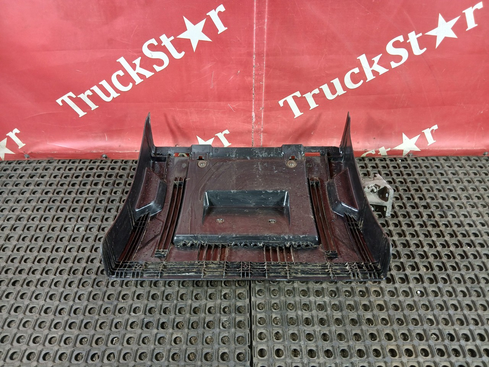 Крыло заднее передняя часть в сборе