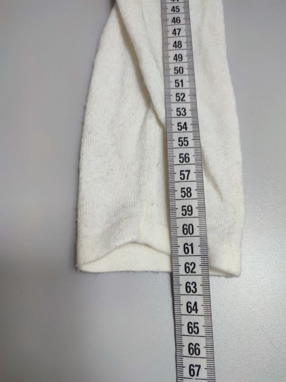 Джемпер светлый 44-46 размер