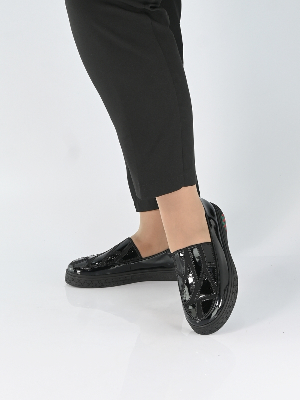Лоферы женские Ascalini G1097K
