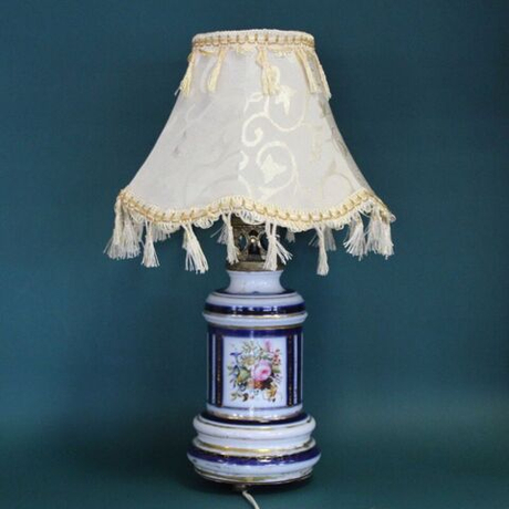 Винтаж: Антикварная настольная лампа