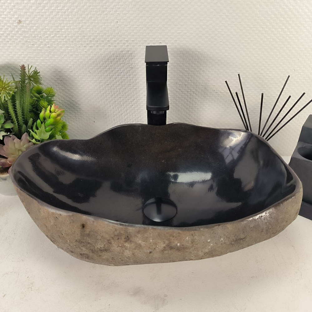 Раковина из речного камня RS-65084 48*33*15 0861