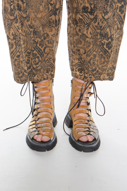 ГЛАДИАТОРЫ