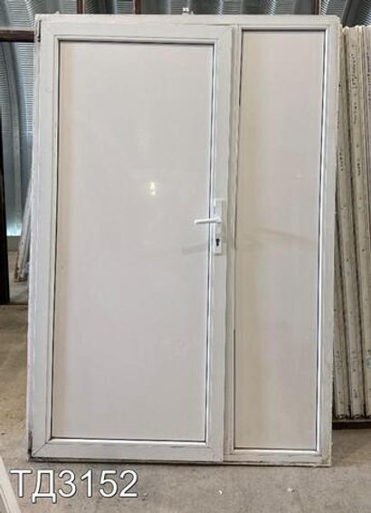 Дверь пластиковая входная Б/У 2010(в) x 1370(ш)